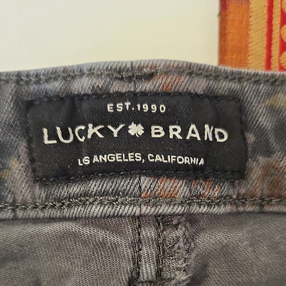 Lucky Brand Dark Gray Floral Women's Skinny Jeans - Picture 2 of 5